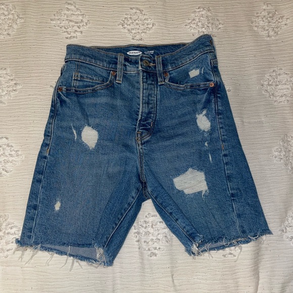 Selling old navy mom jeans! - Picture 2 of 3